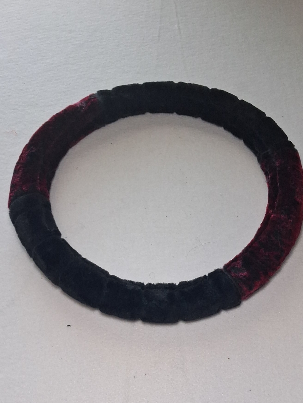Plush Velvet Steering Wheel Cover - Black & Burgundy